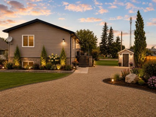 5019 49 Street, Hardisty, AB - Outdoor