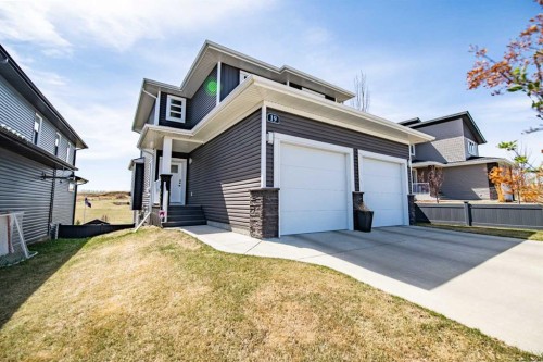 19 Vanveller Way, Sylvan Lake, AB 