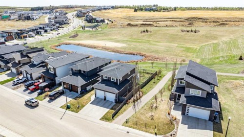 19 Vanveller Way, Sylvan Lake, AB 
