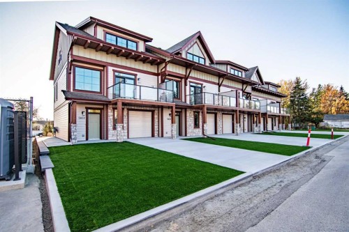 5030 48 Street, Rocky Mountain House, AB 