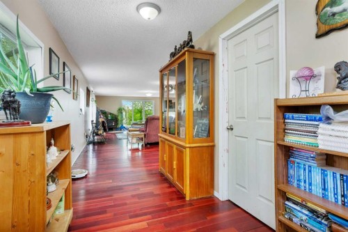 35005 Range Road 15, Rural Red Deer County, AB - Indoor Photo Showing Other Room