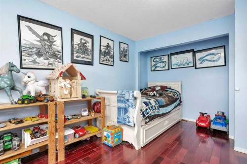 35005 Range Road 15, Rural Red Deer County, AB - Indoor Photo Showing Bedroom