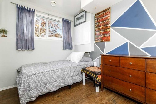 19 Ibbotson Close, Red Deer, AB - Indoor Photo Showing Bedroom