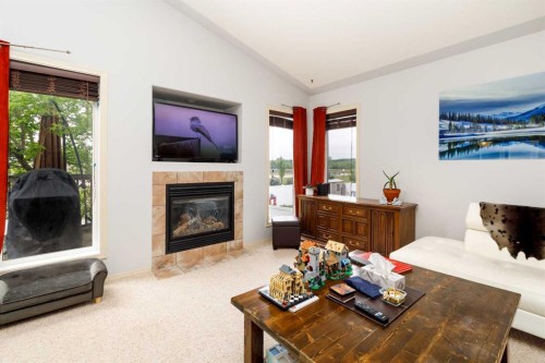 613 Oak Street, Springbrook, AB 