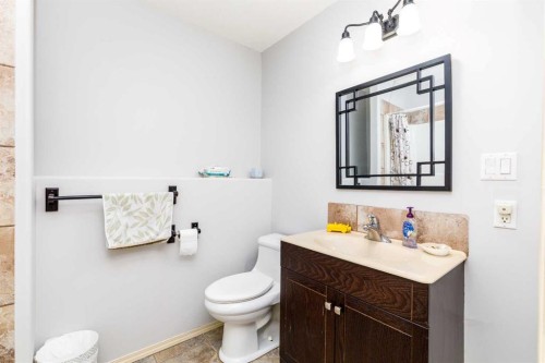 613 Oak Street, Springbrook, AB 