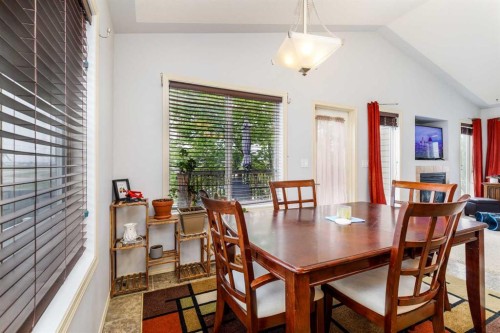 613 Oak Street, Springbrook, AB 