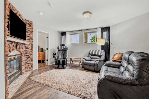 134 Andrews Close, Red Deer, AB 