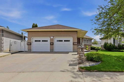 134 Andrews Close, Red Deer, AB 