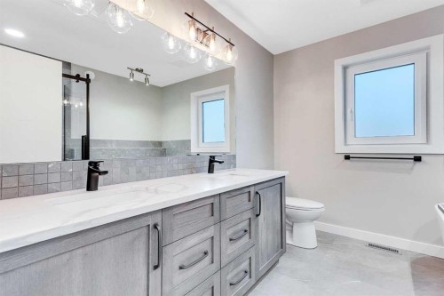 18 Aztec Street, Blackfalds, AB 