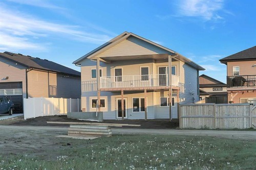18 Aztec Street, Blackfalds, AB 