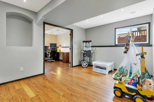 50 Wilkinson Circle, Sylvan Lake, AB - Indoor Photo Showing Other Room