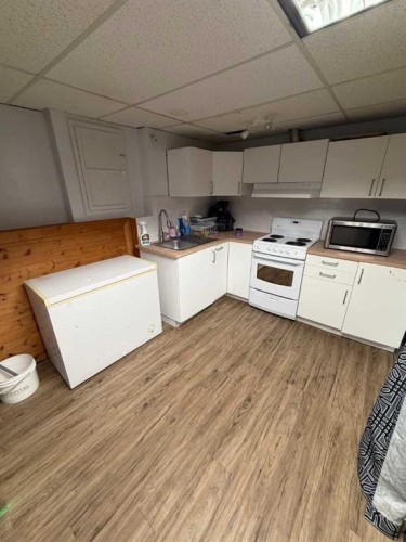 46 Greenham Drive, Red Deer, AB 