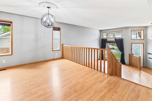 42 Logan Close, Red Deer, AB 