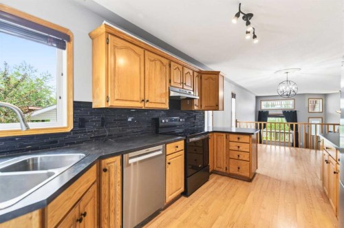 42 Logan Close, Red Deer, AB 