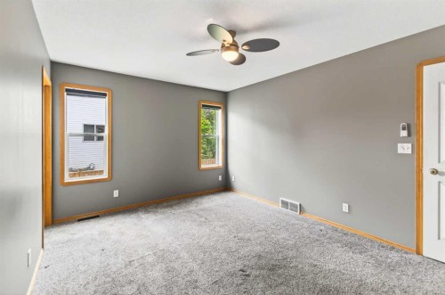 42 Logan Close, Red Deer, AB 