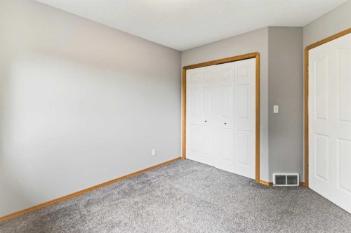 42 Logan Close, Red Deer, AB 