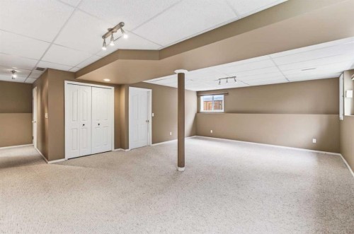 42 Logan Close, Red Deer, AB 