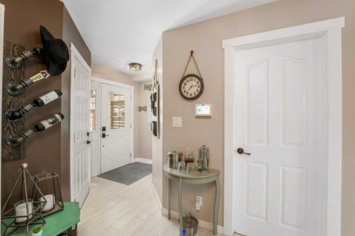 32 Legend Court, Sylvan Lake, AB 