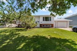 4021 58 Street Stettler, AB T0C 2L1