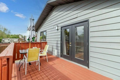 16 Willow Street, Sylvan Lake, AB 