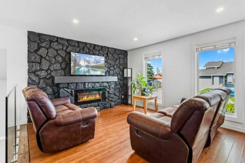 16 Willow Street, Sylvan Lake, AB 