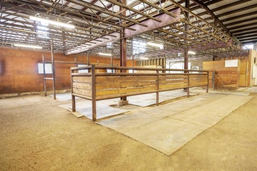 390039 Range Road 54, Alhambra, AB 