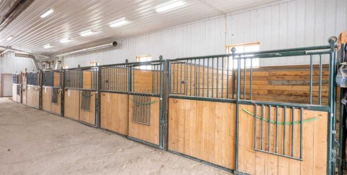 390039 Range Road 54, Alhambra, AB 