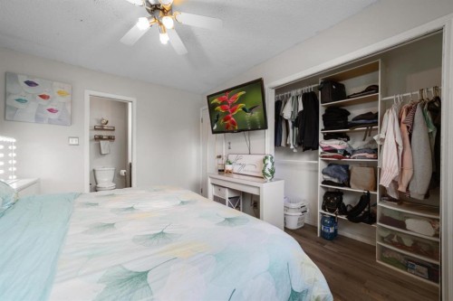 5221 42 Street, Camrose, AB 