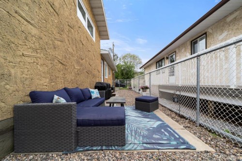 5221 42 Street, Camrose, AB 