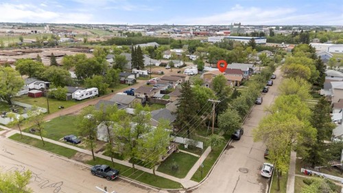 5221 42 Street, Camrose, AB 