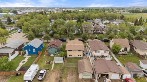 5221 42 Street, Camrose, AB 