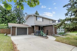 5 Selkirk Boulevard Red Deer, AB T4N 0G1
