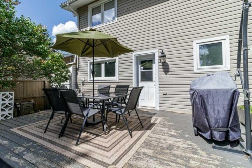 5 Selkirk Boulevard, Red Deer, AB 
