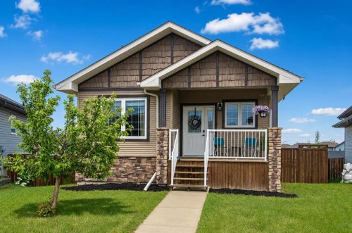 101 Valley Crescent, Blackfalds, AB 