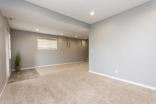101 Valley Crescent, Blackfalds, AB 