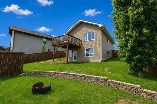 101 Valley Crescent, Blackfalds, AB 