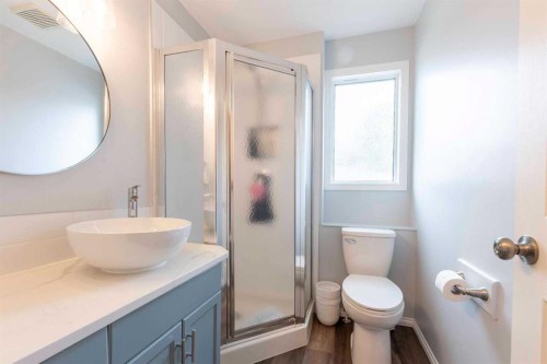 7 Davison Drive, Red Deer, AB 