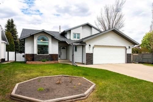 7 Davison Drive, Red Deer, AB 