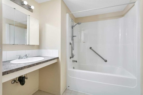 301-80A Kelloway Crescent, Red Deer, AB 