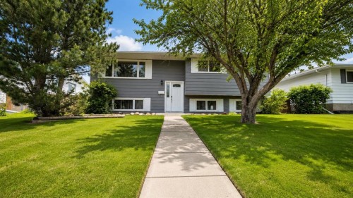 5419 51 Street  Camrose, AB T4V 3C5