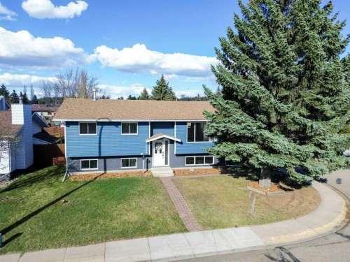 5344 37A Street  Innisfail, AB T4G 1E5