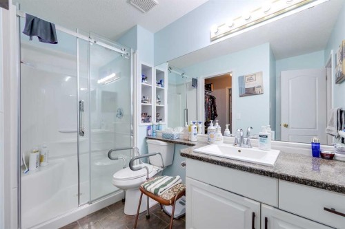 20 Cosgrove Close, Red Deer, AB 