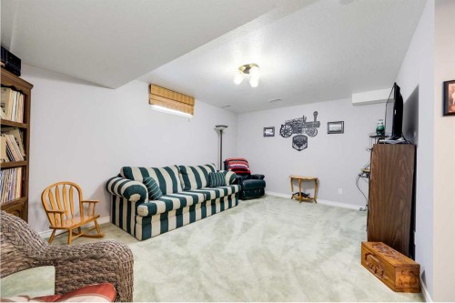 20 Cosgrove Close, Red Deer, AB 