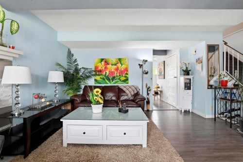 17 Elwell Close, Red Deer, AB 