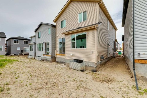 110 Walgrove Bay Se, Calgary, AB 
