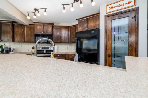 73 Lanterman Close, Red Deer, AB 