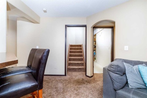 73 Lanterman Close, Red Deer, AB 