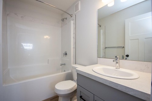 5 Beacon Hill Drive, Sylvan Lake, AB 