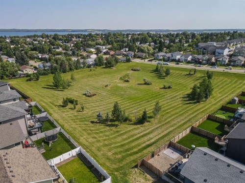 5 Beacon Hill Drive, Sylvan Lake, AB 