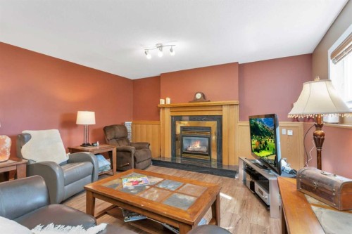 19 Donnelly Crescent, Red Deer, AB 